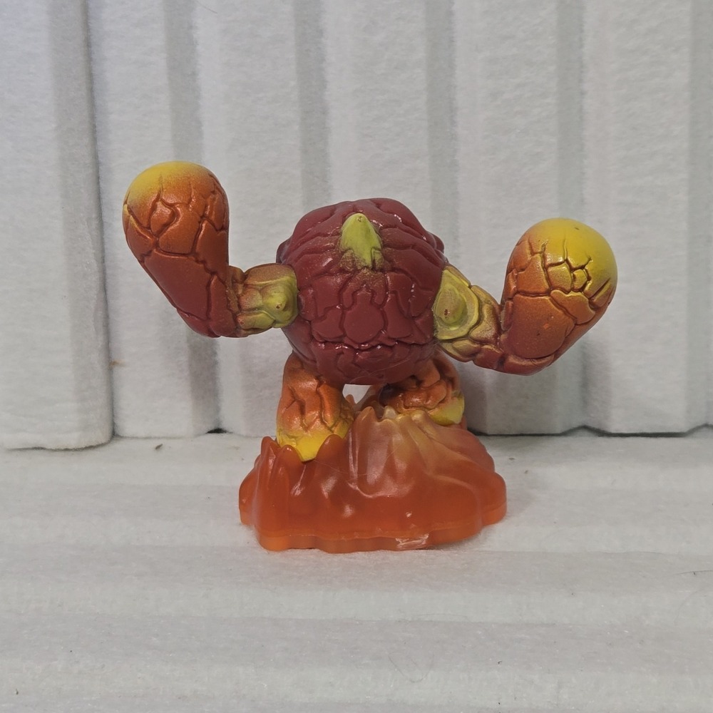Skylanders Giants Eruptor Lightcore 2012 Character Figure Activision - Picture 3 of 4